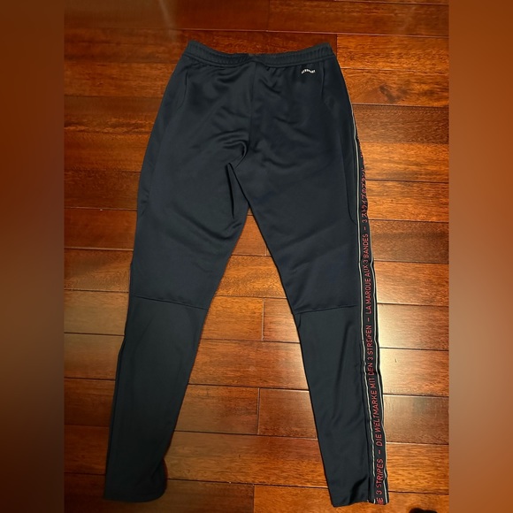 Men’s adidas size small jogger - Picture 2 of 13